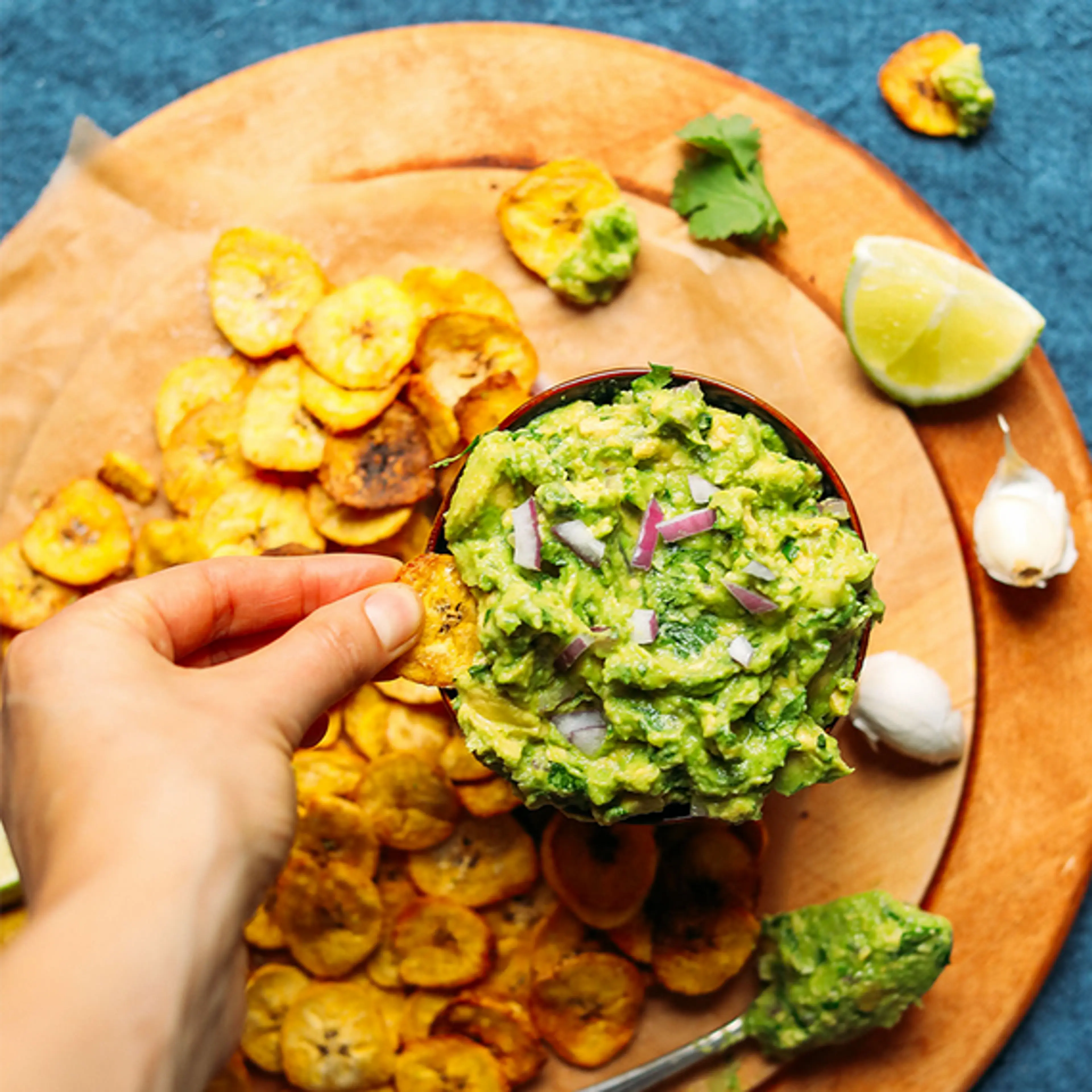 Baked Plantain Chips + Garlicky Guacamole