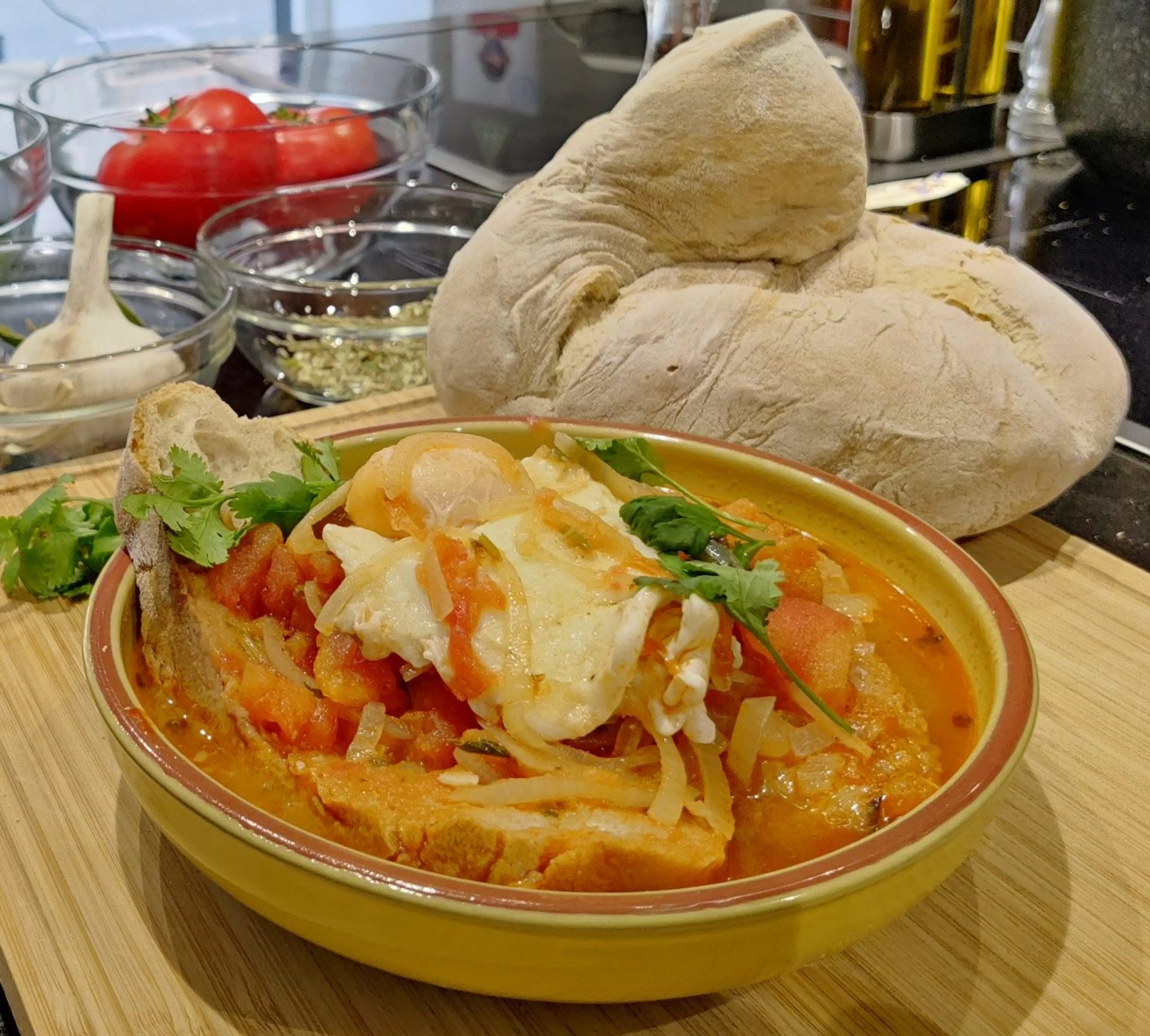 Portuguese Tomato Soup (Sopa de Tomate Alentejana)