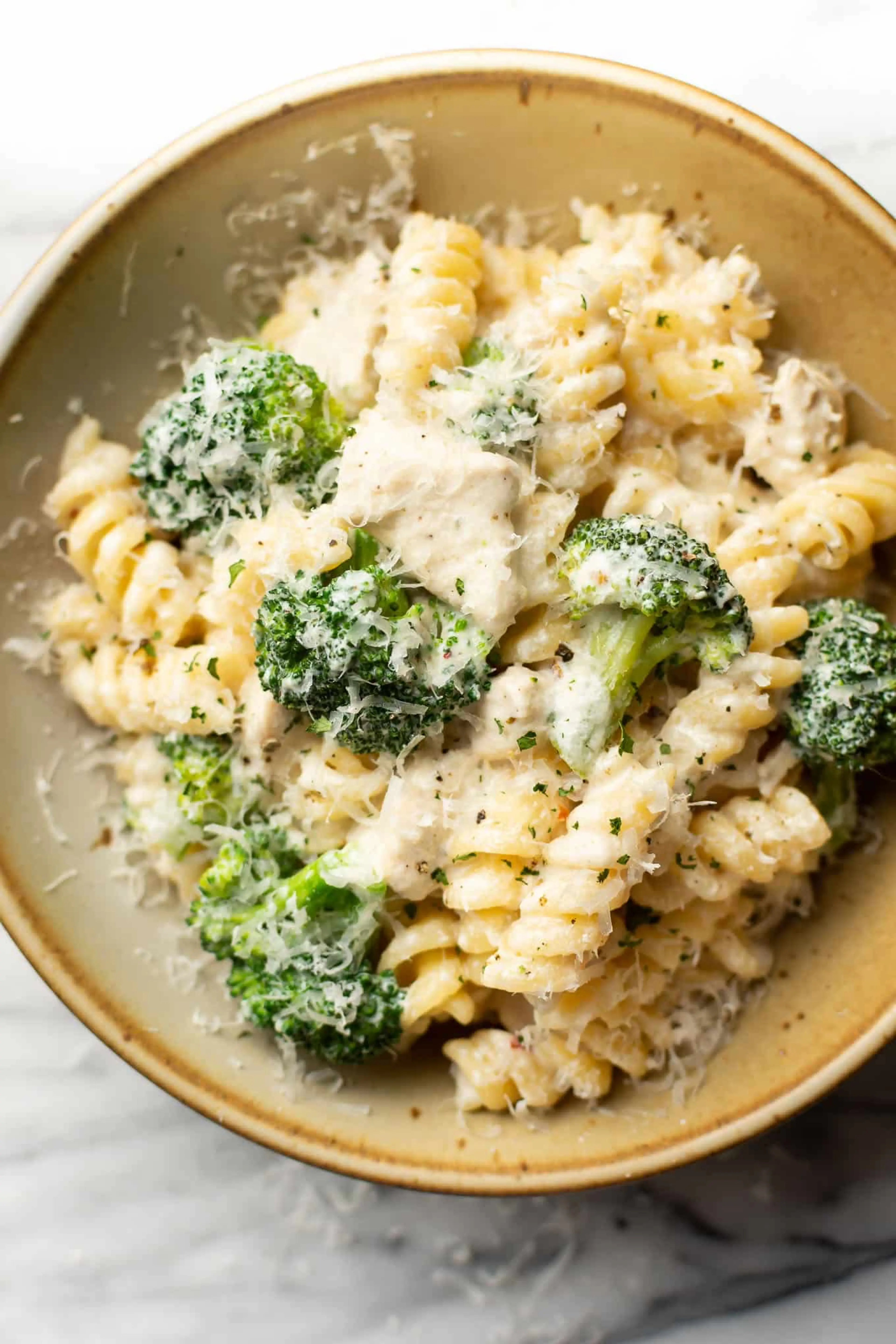 One Pot Chicken and Broccoli Pasta