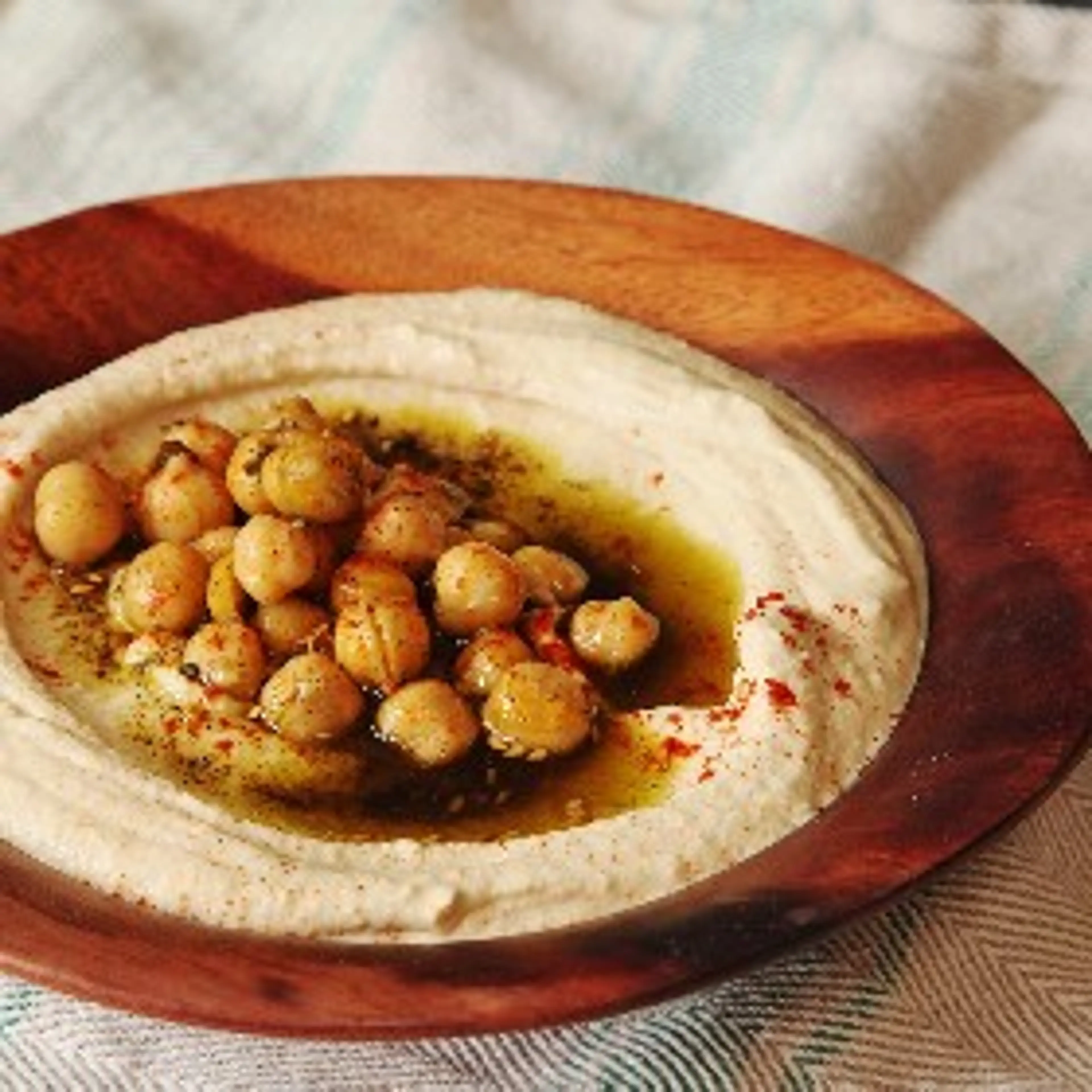 Israeli-Style Extra-Smooth Hummus