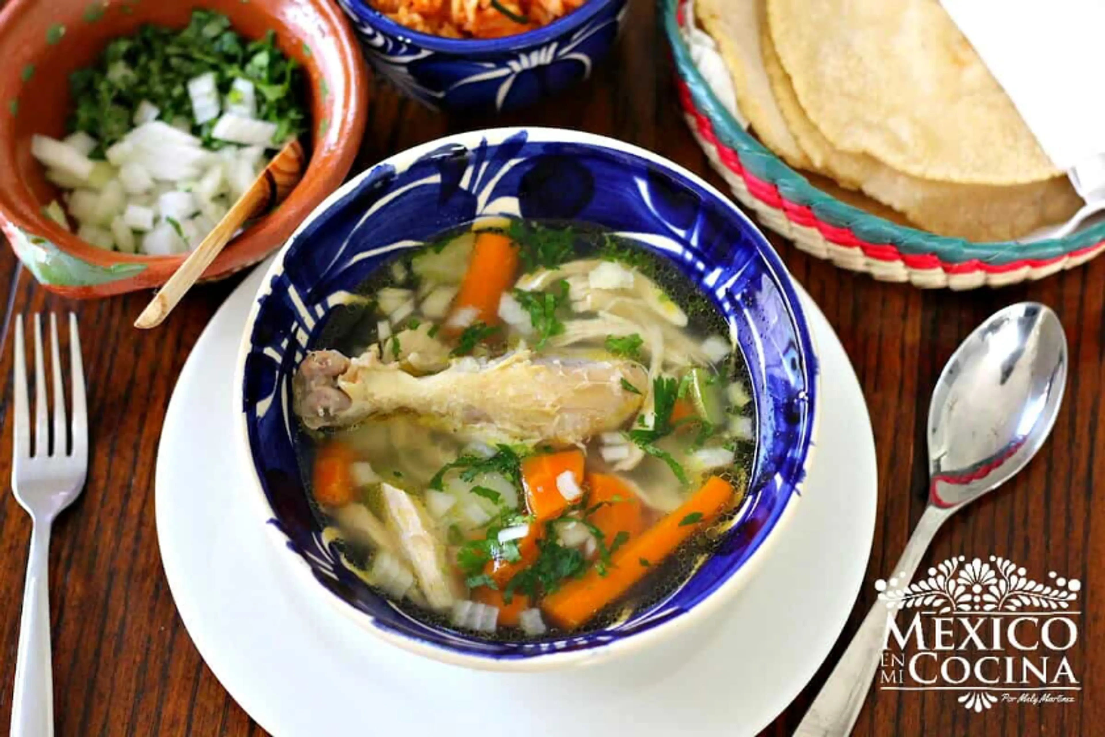 Caldo de Pollo