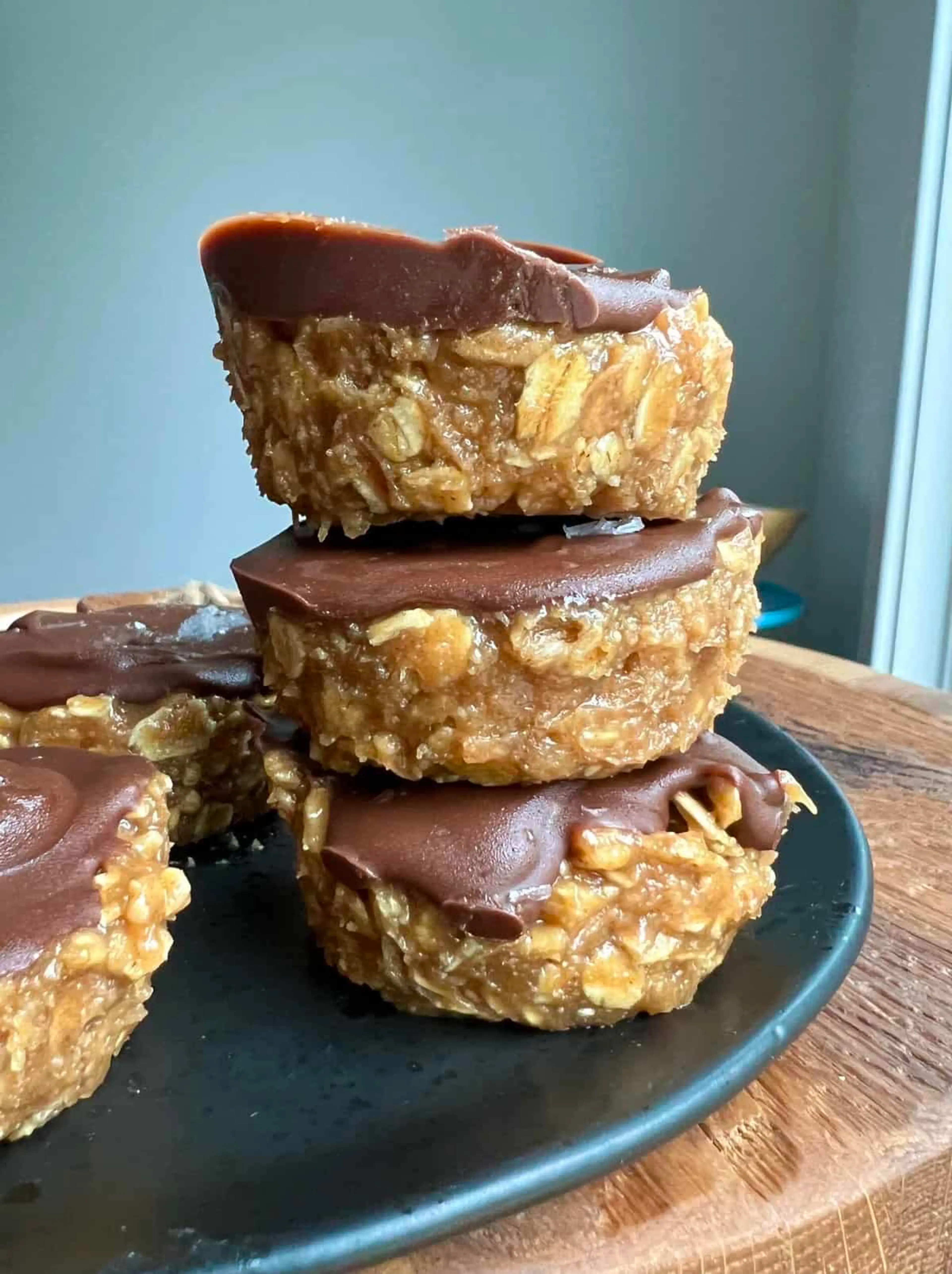 No Bake Peanut Butter Oat Cups