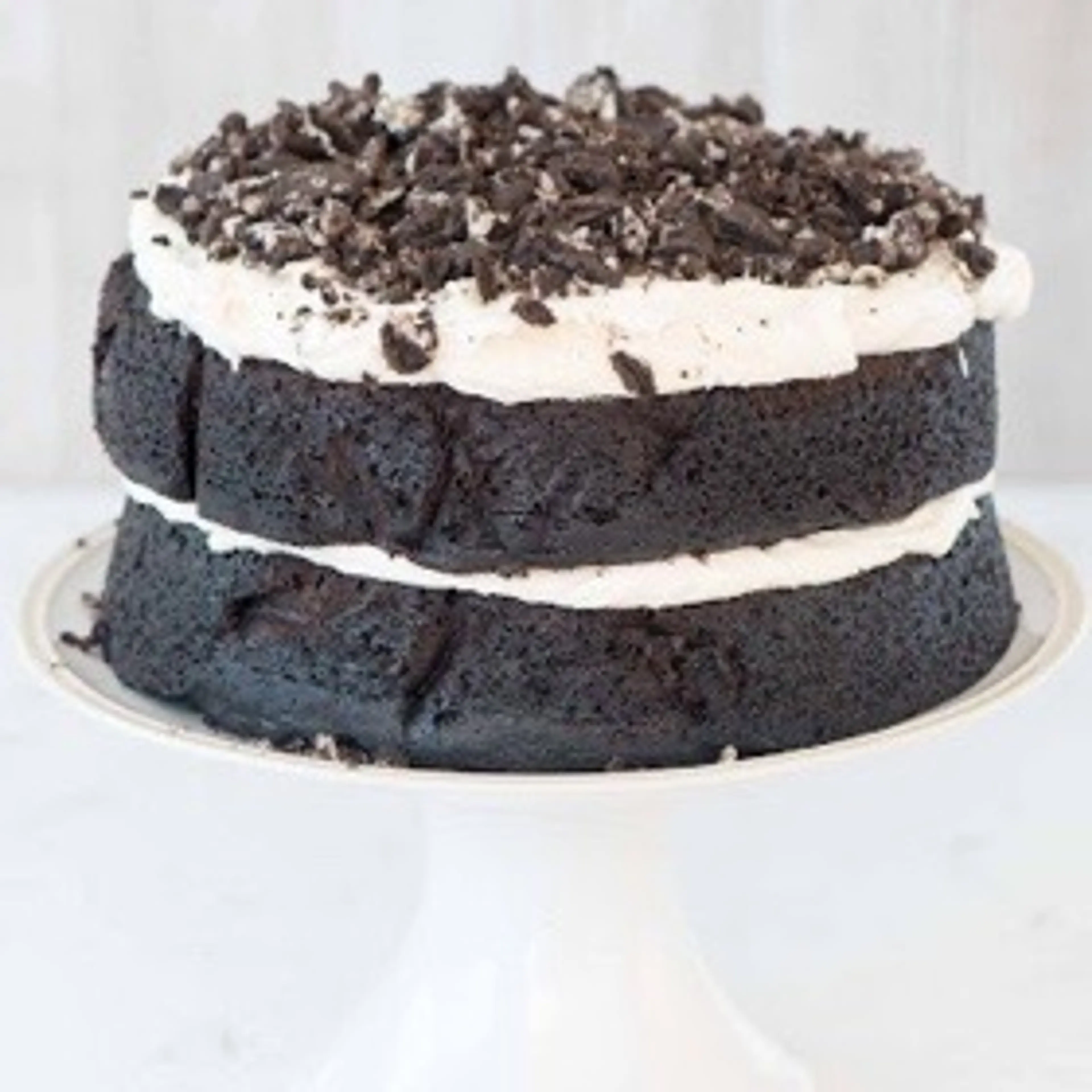 Extreme Cookies 'n Cream Oreo Cake