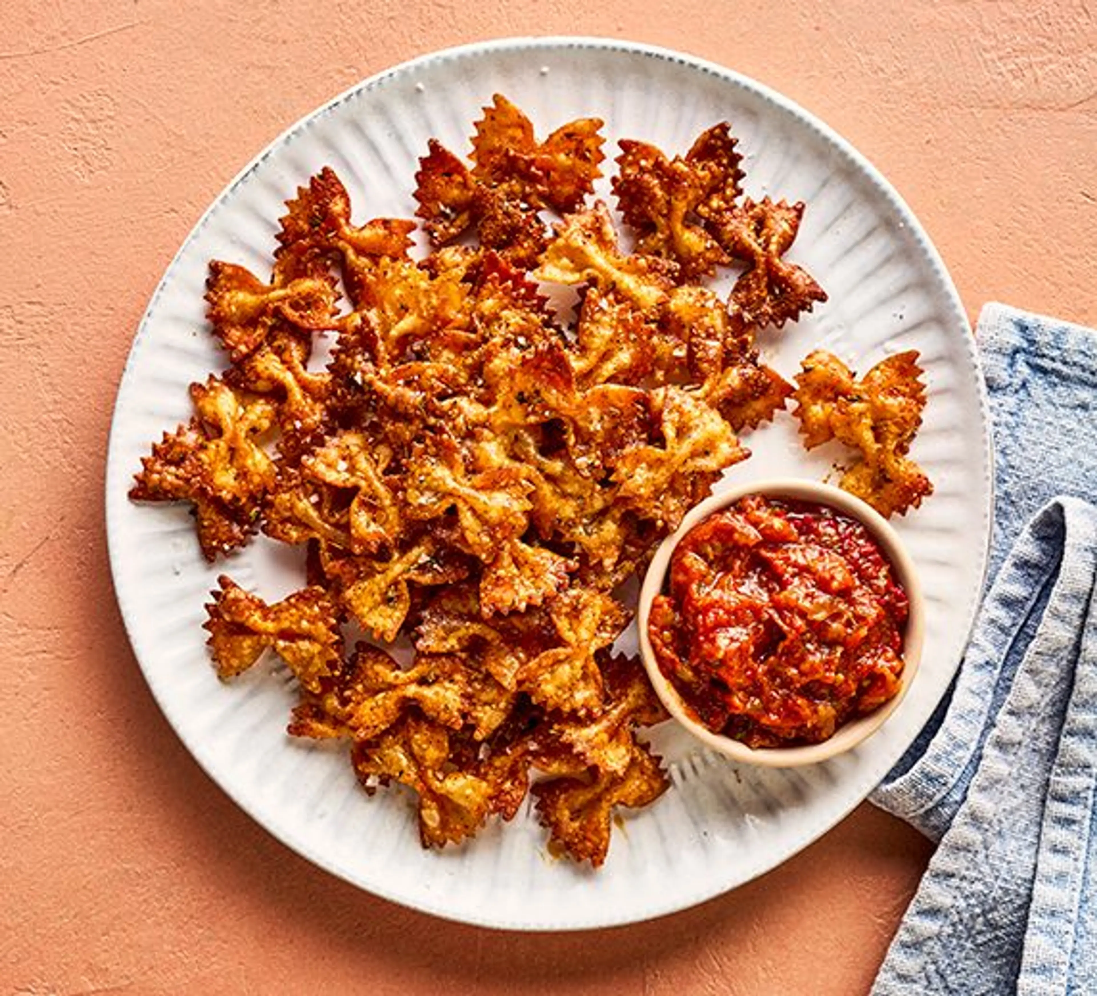 Air fryer pasta chips