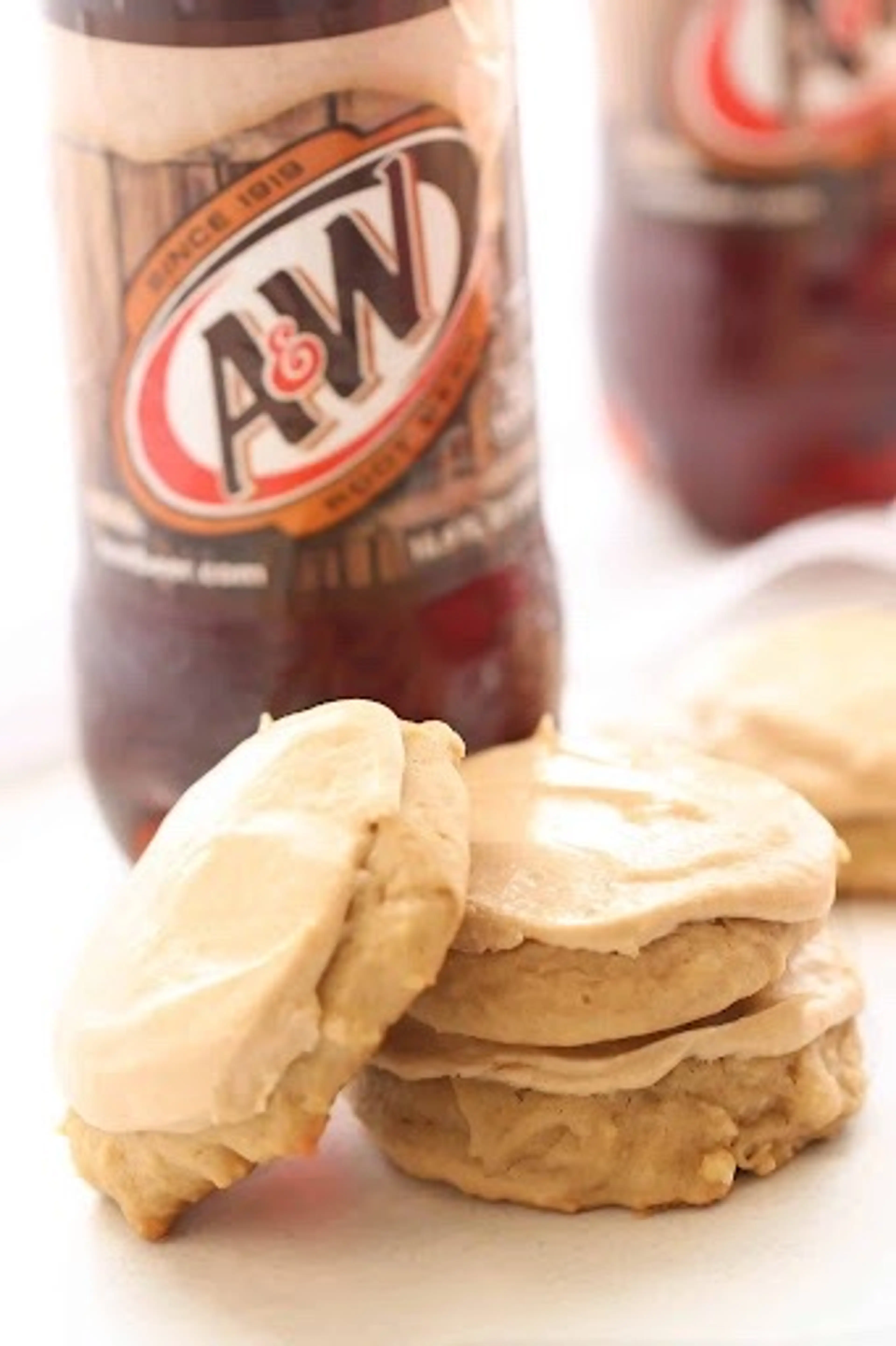 Root Beer Float Cookies