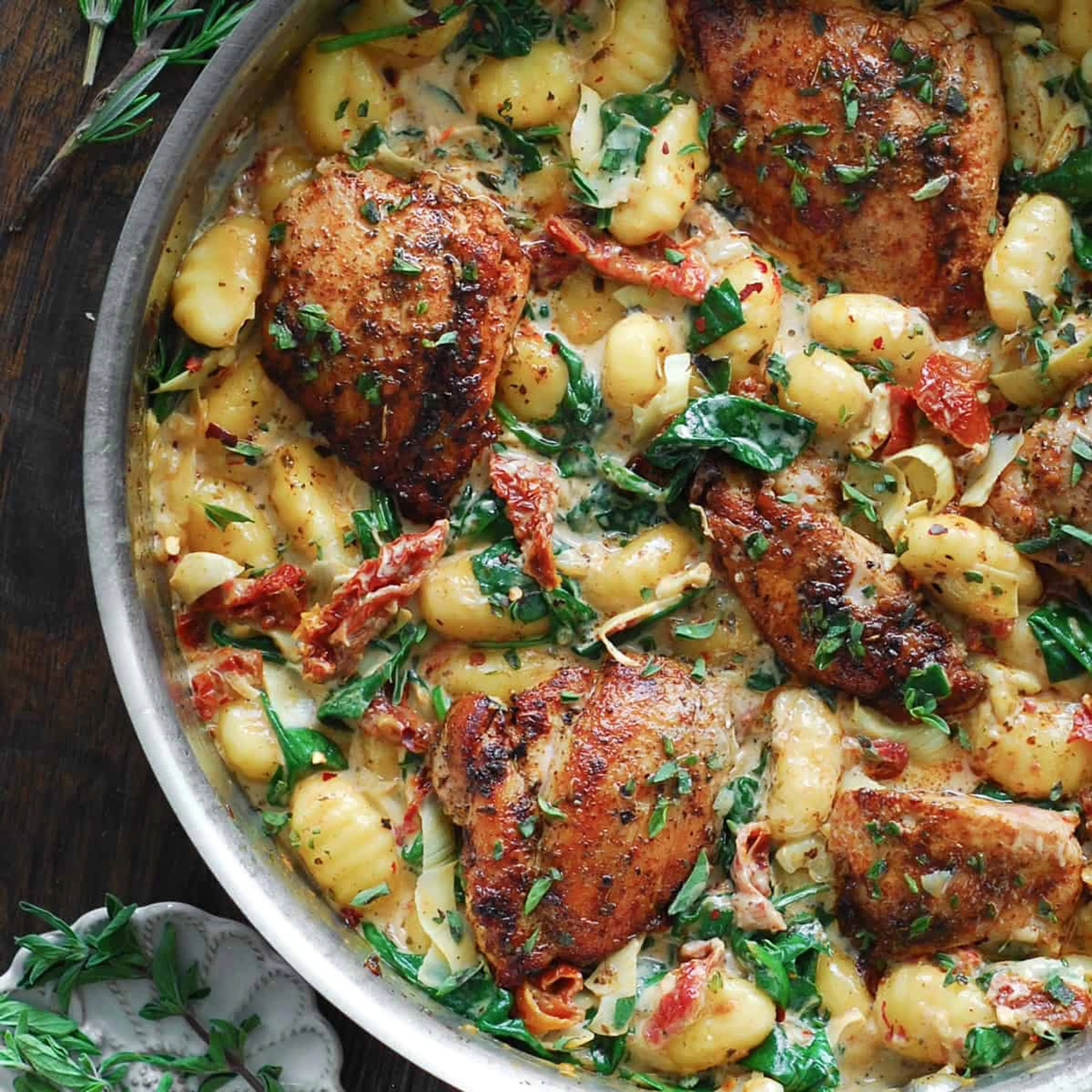 Creamy Tuscan Chicken and Gnocchi (30 Minutes, ONE-PAN)