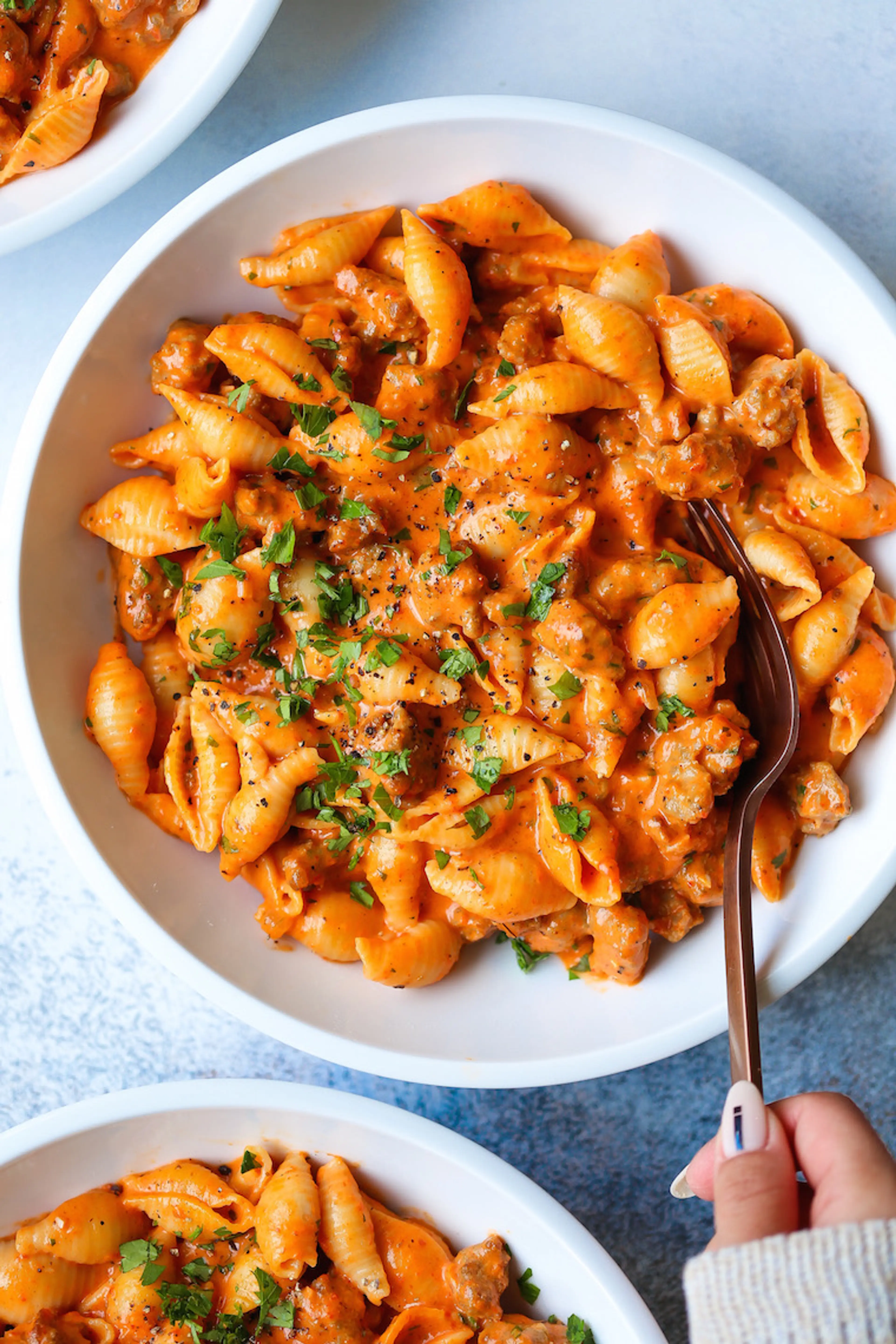 Creamy Red Pepper Shells