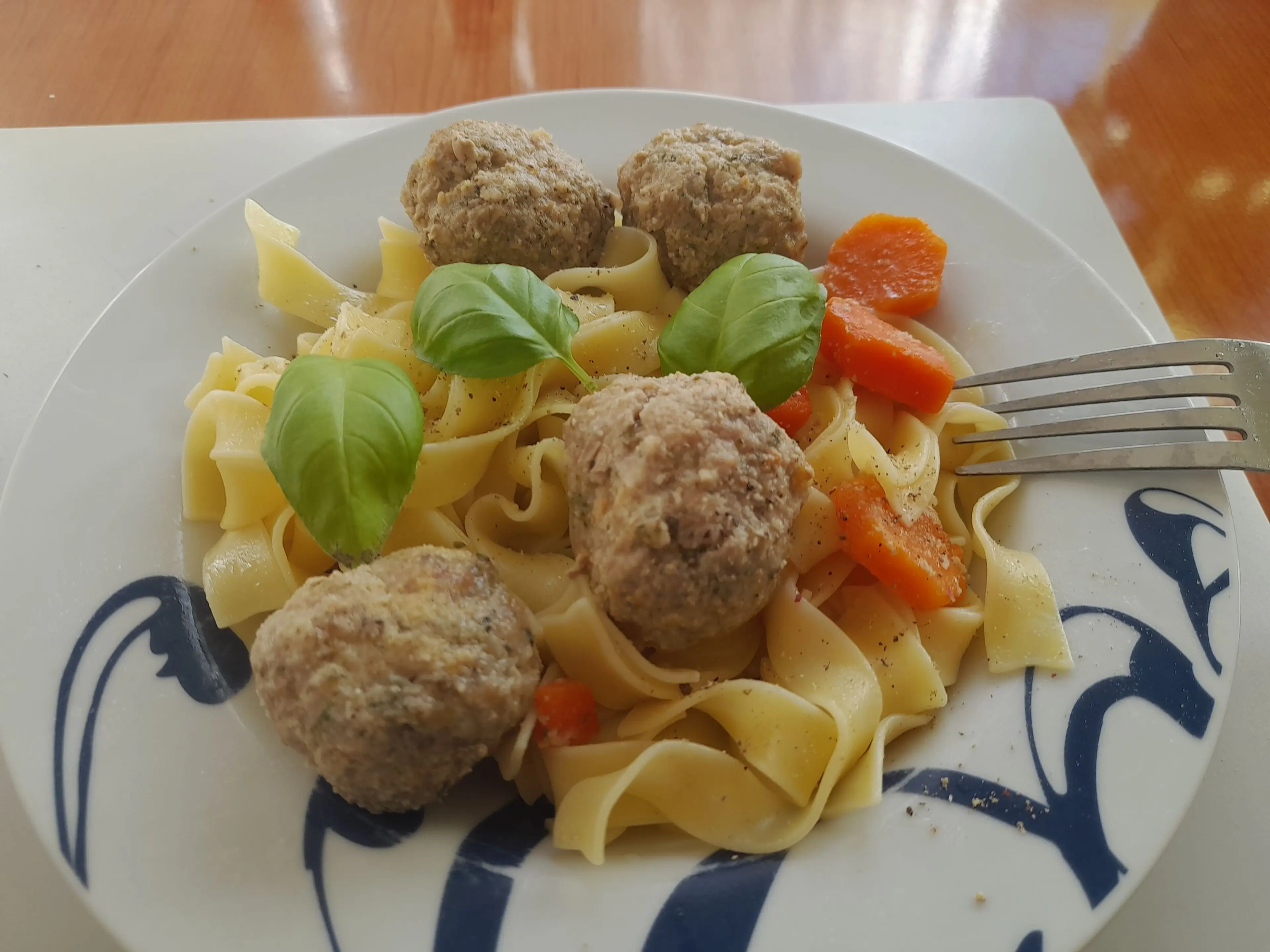 Meatballs and sauce