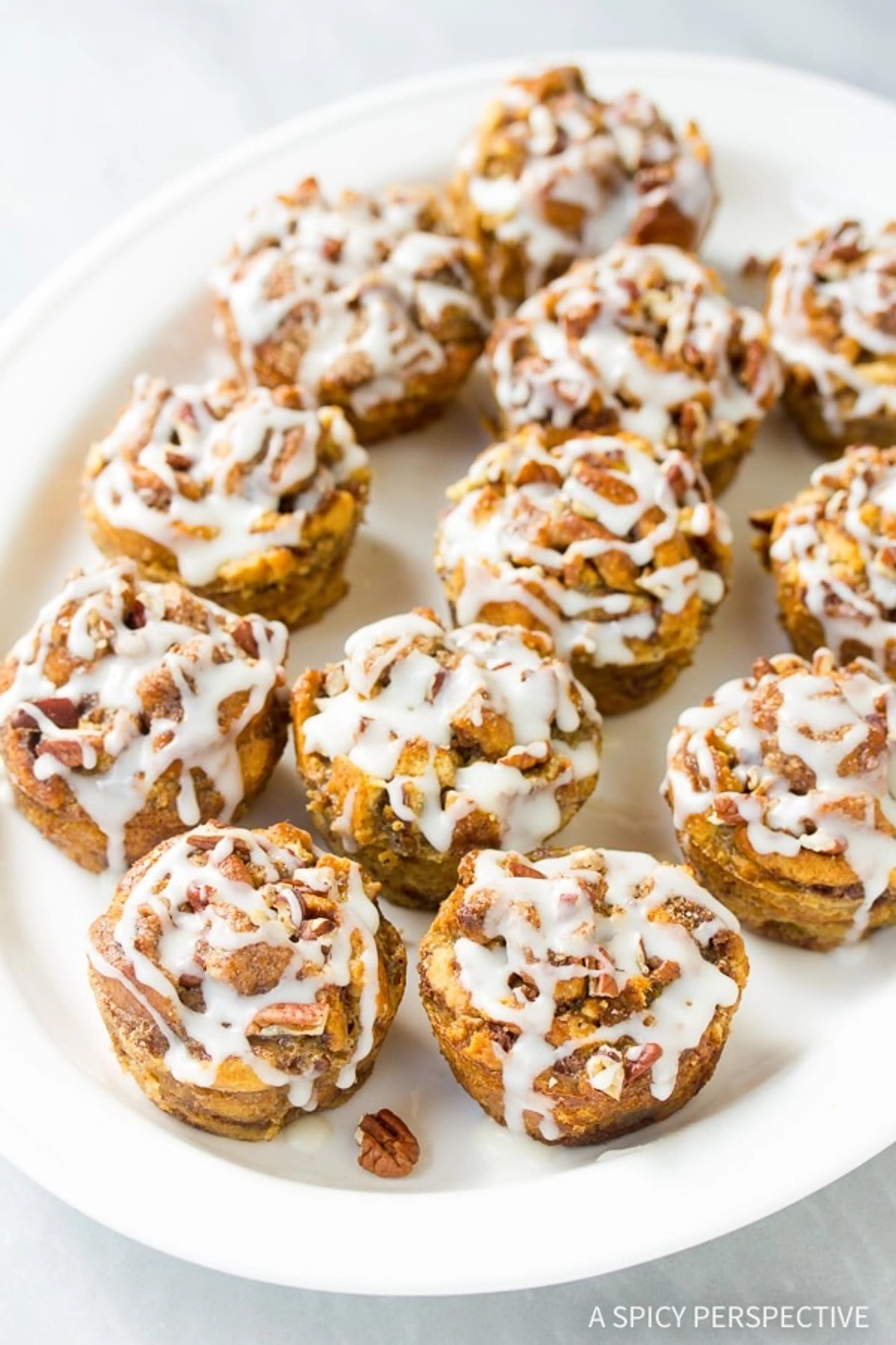 Cinnamon Roll Bread Pudding Muffins