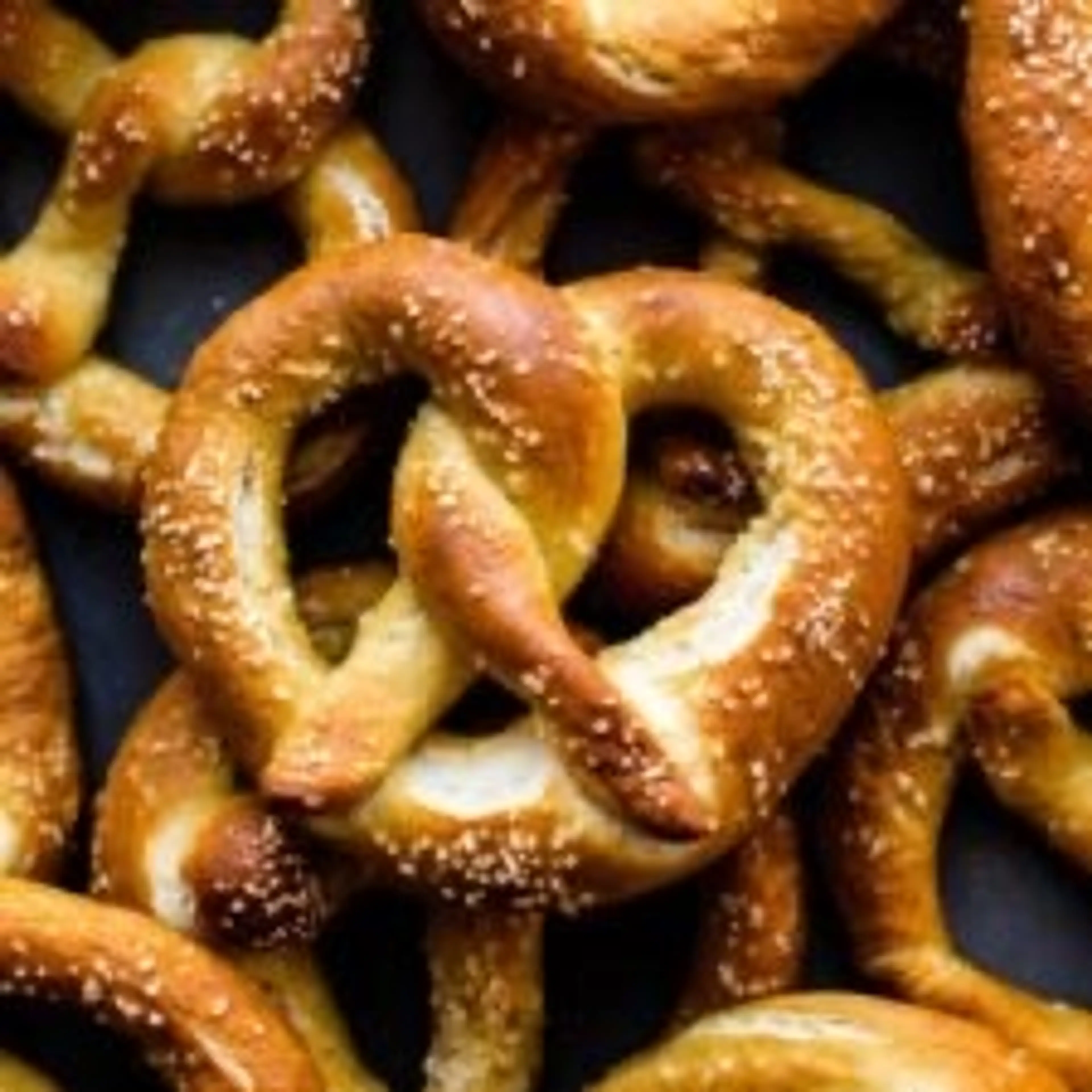 Easy Homemade Soft Pretzels