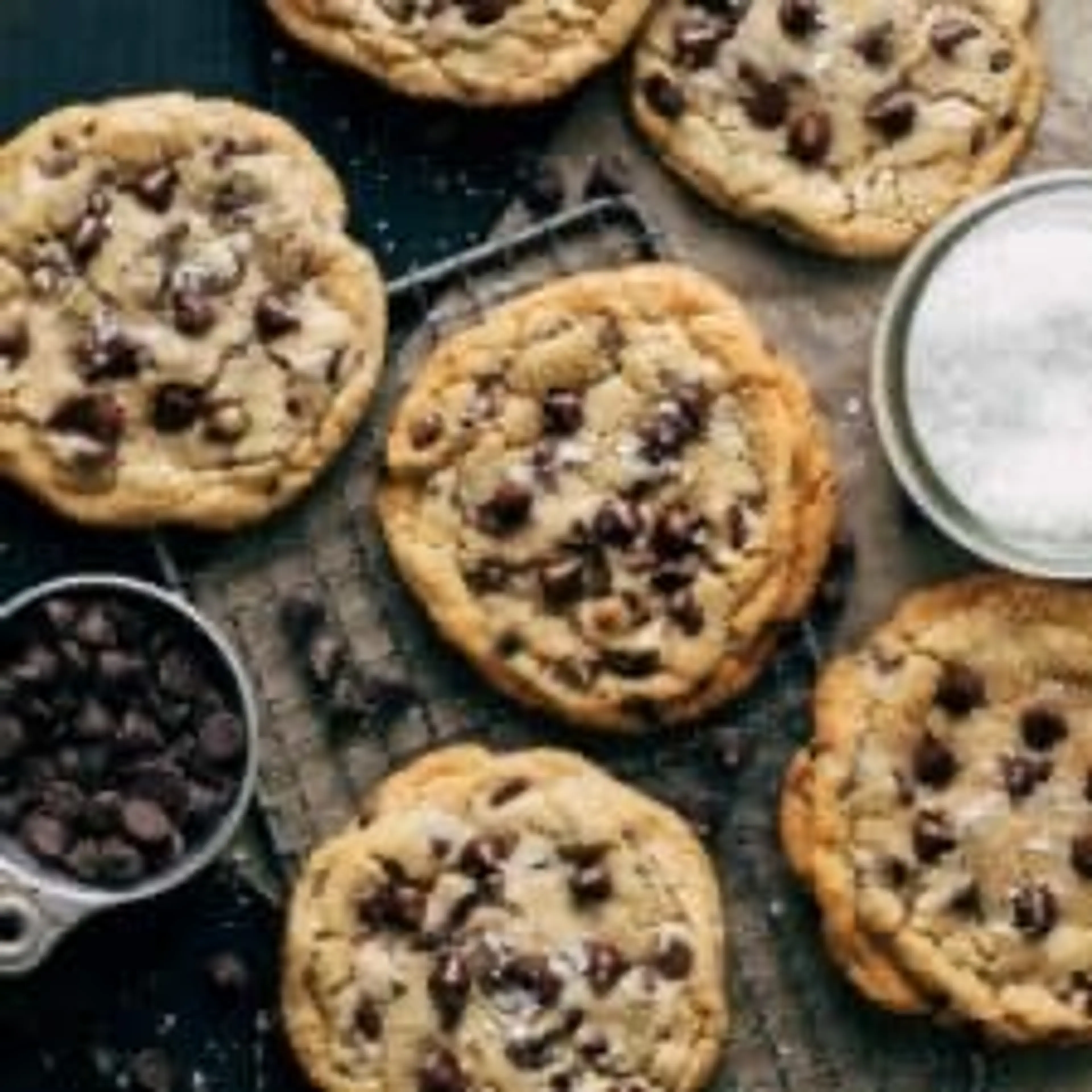 BEST Chocolate Chip Cookies