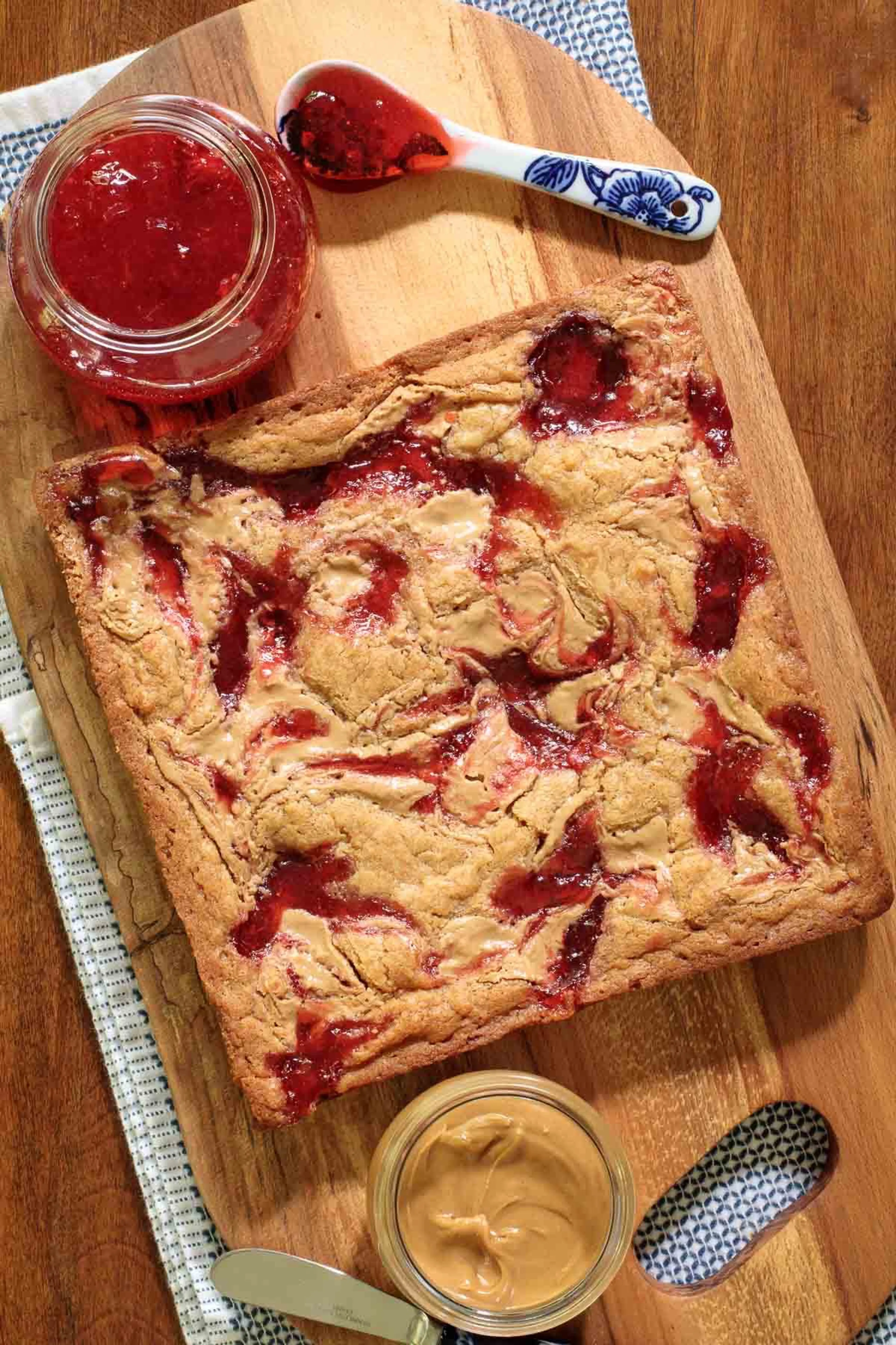 Peanut Butter and Jelly Blondies - The Café Sucre Farine