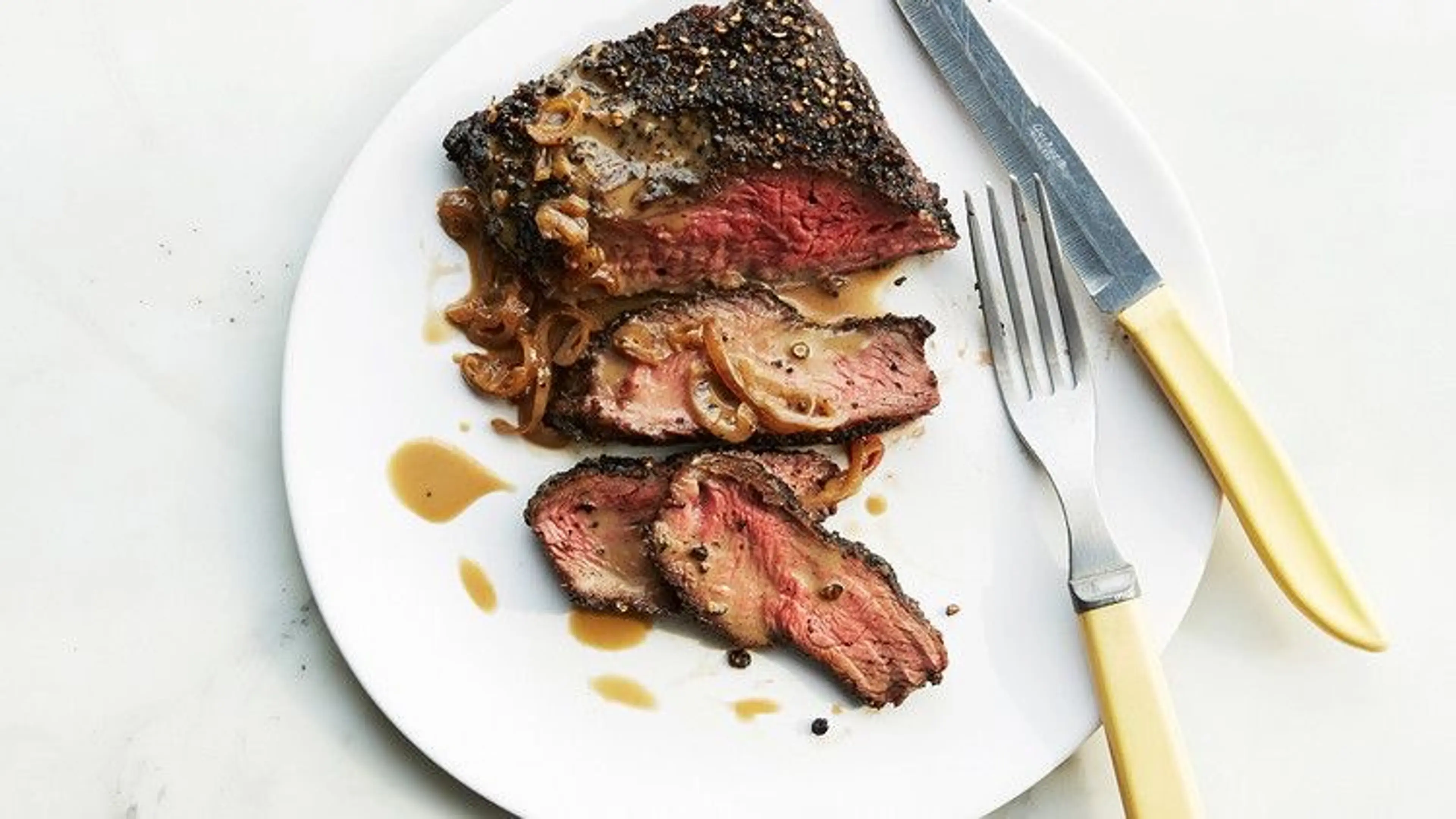 Flat-Iron Steak au Poivre